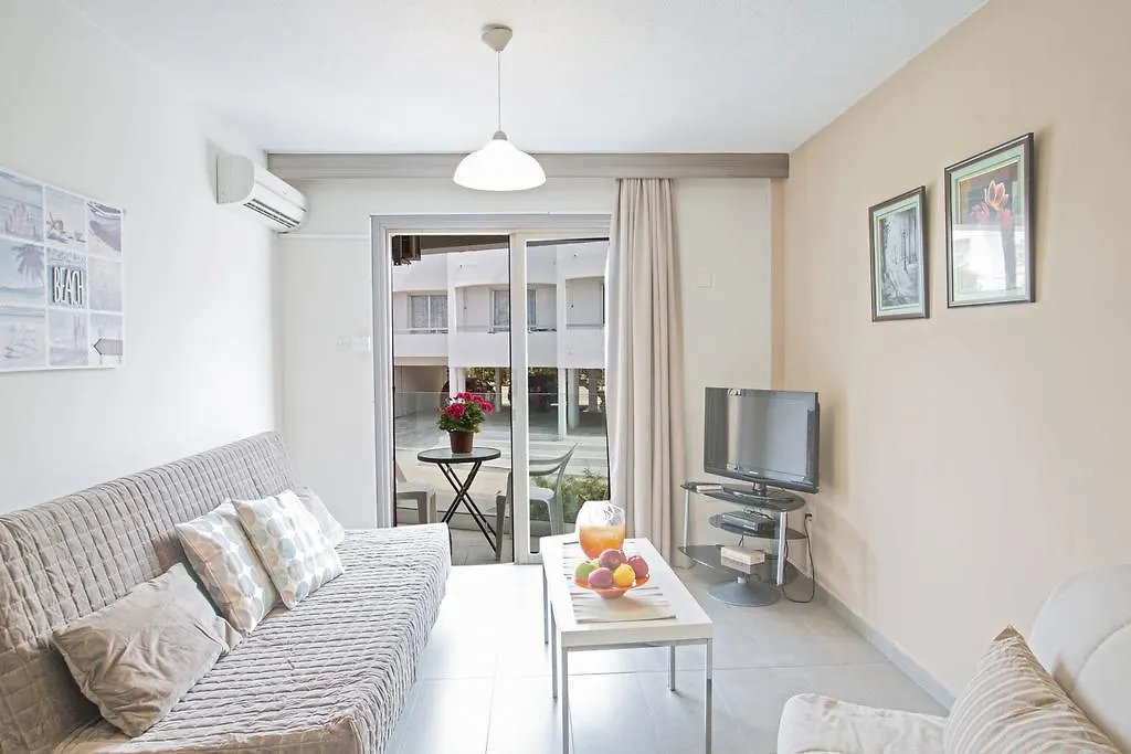 Merab Napa Suites Ayia Napa