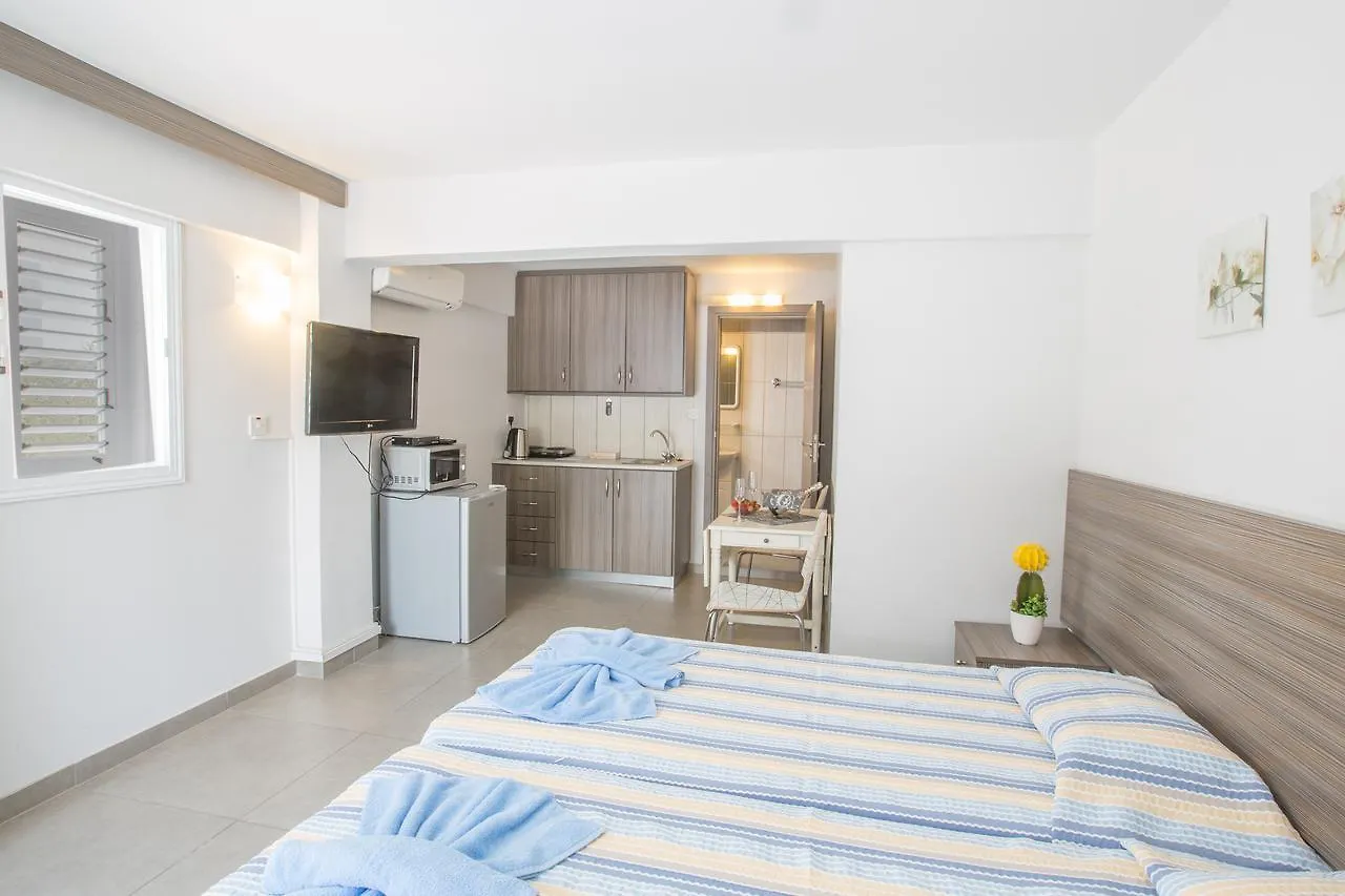 Merab Napa Suites Ayia Napa